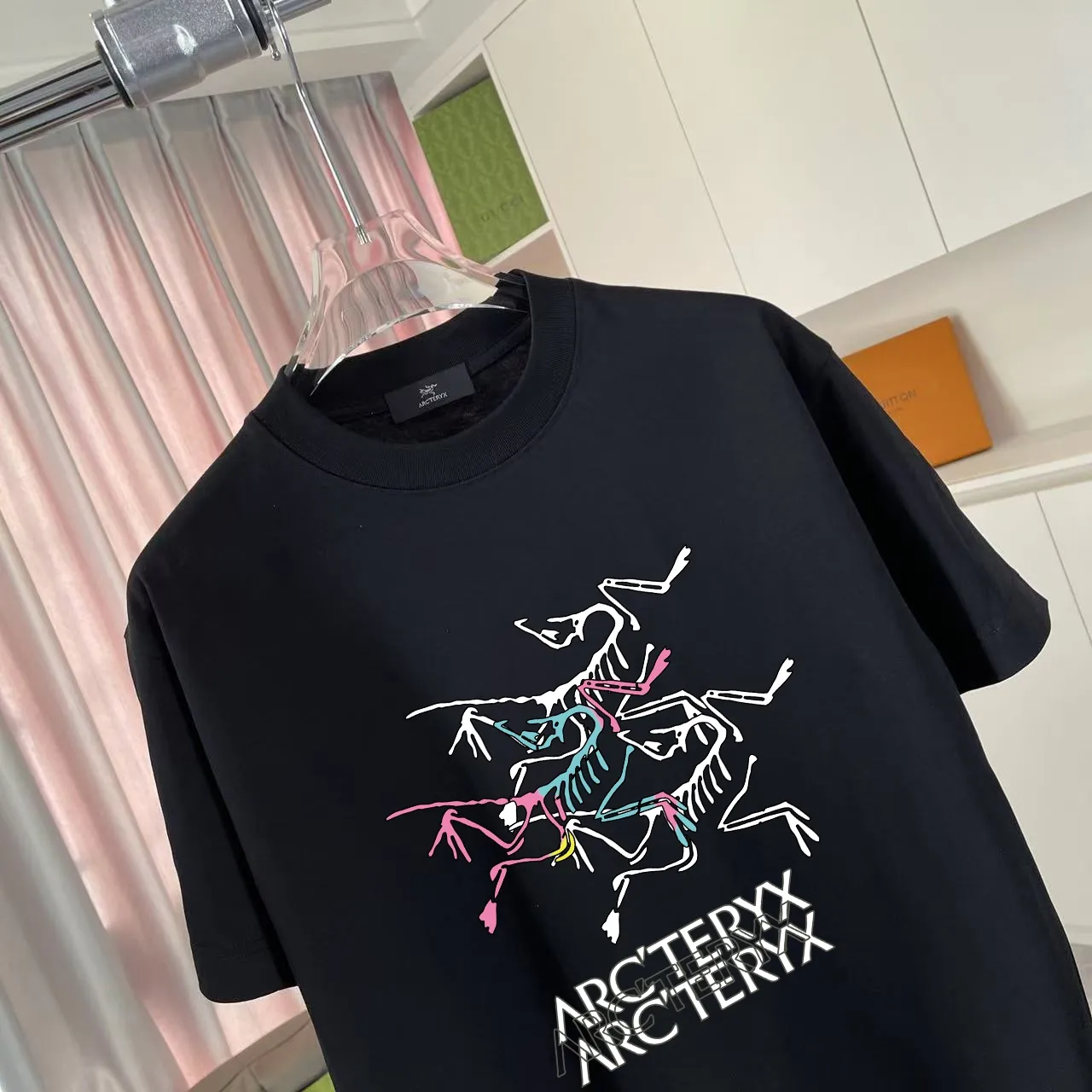 ARC'TERYX* 2025 New Arrival logo t g Same Style Size：S M L XL XXL ：Black White Pink Purple
